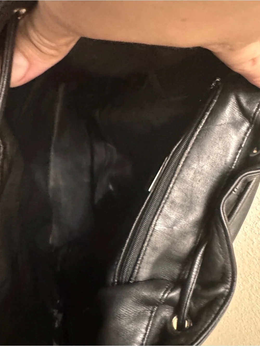 Vintage 1990’s/Y2K Perlina New York Black Leather Backpack Purse Drawstring